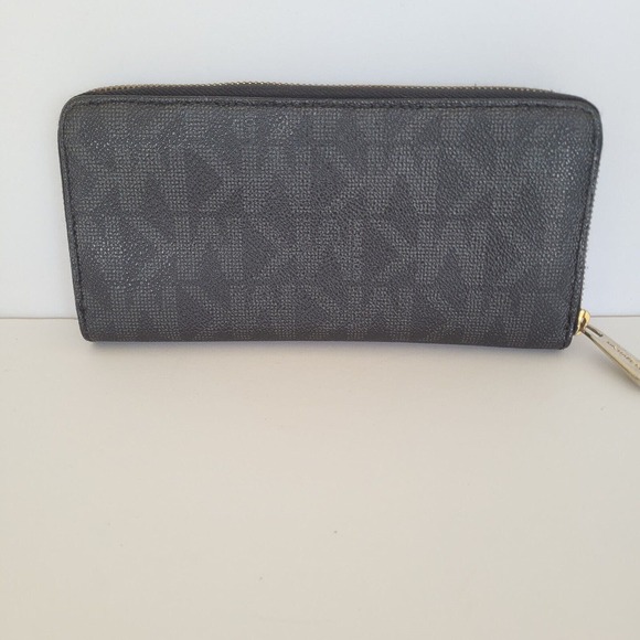 MICHAEL KORS Jet Set Black Saffiano Leather Zip Around Wallet Large Clutch 8x4 - Picture 2 of 10